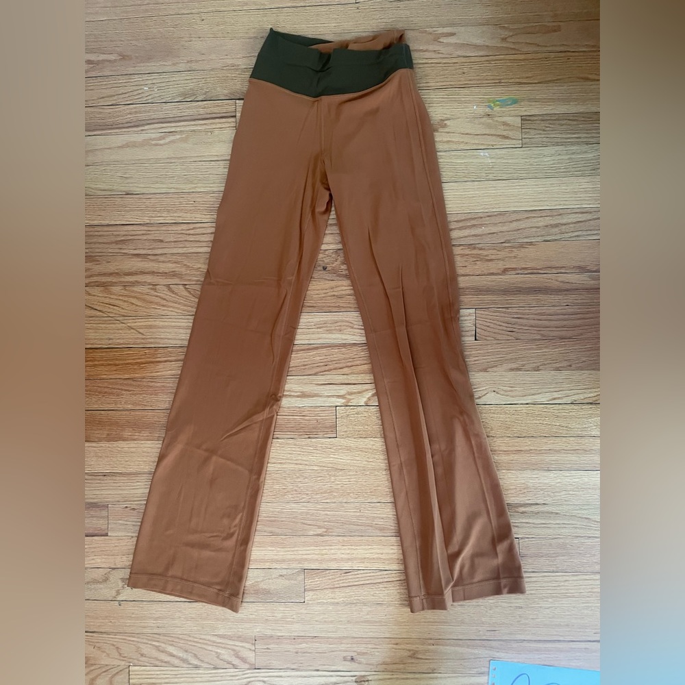 NWOT lululemon Throwback Astro pants
